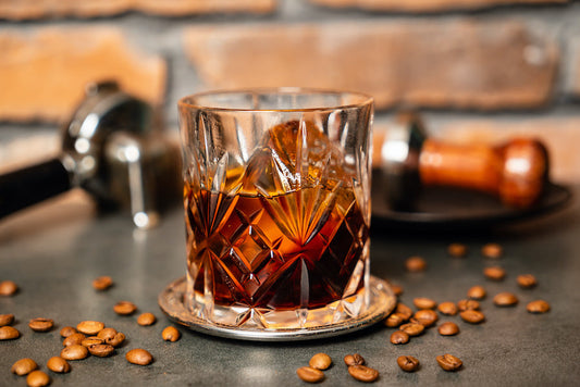 Recette du rhum arrangé café : un cocktail maison aux saveurs intenses